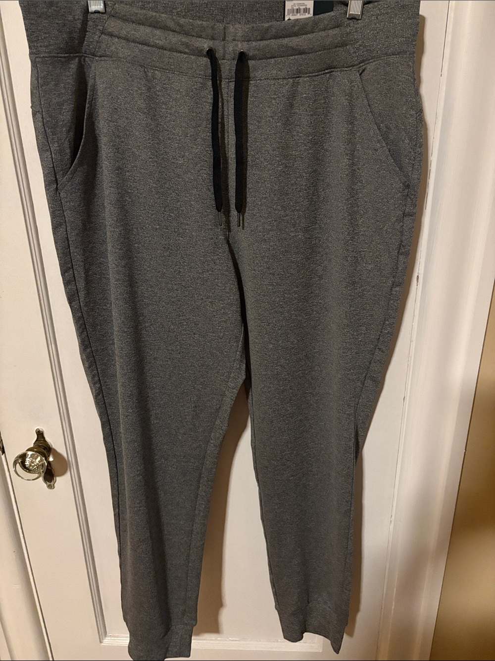 NWT Women’s Gray Drawstring Joggers Size Large